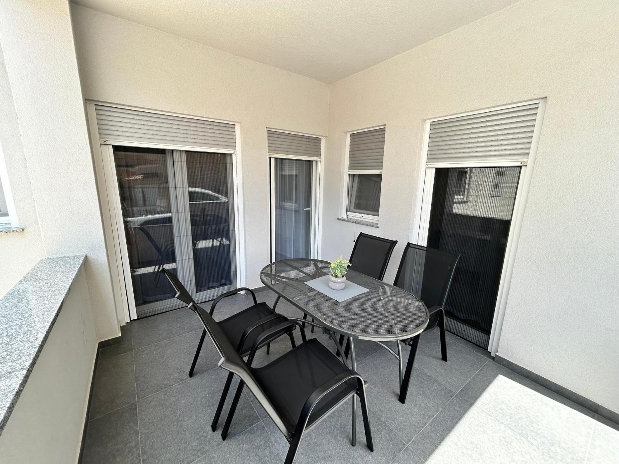 Apartments Dobrenic Vodice Luaran gambar